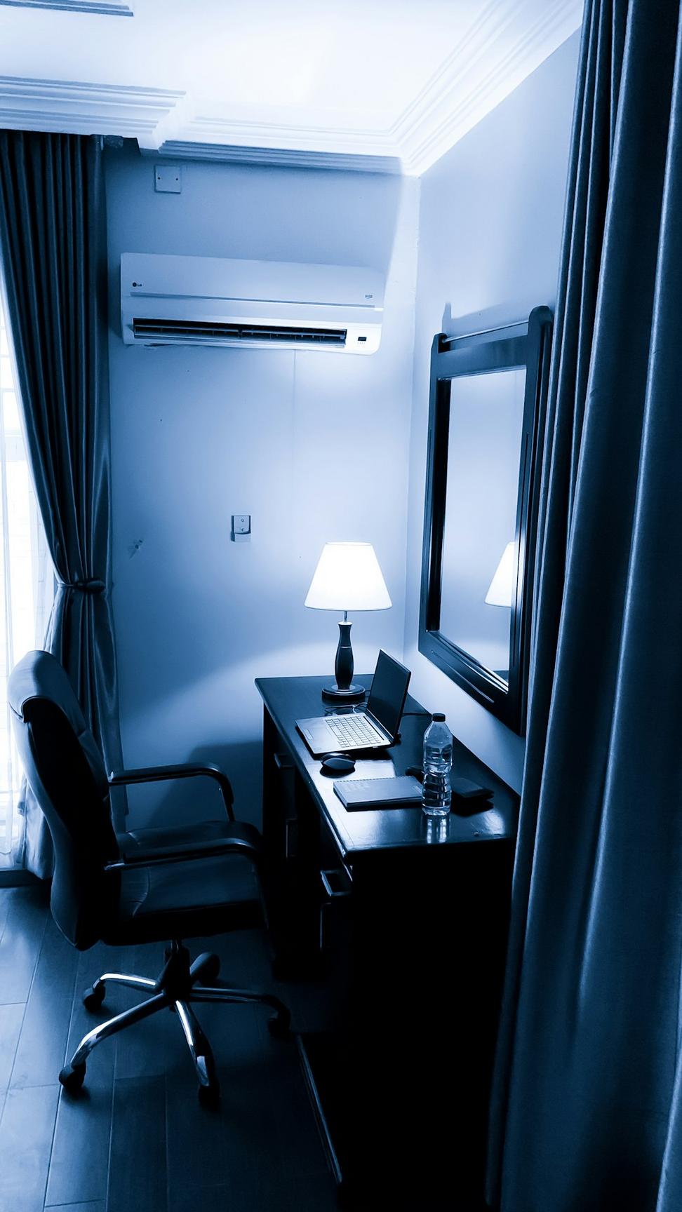 Premium Corner Suite